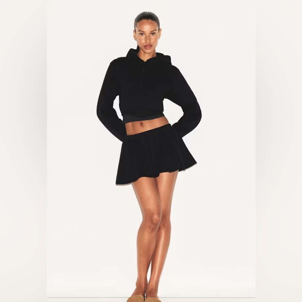 SKIMS Black Cotton Fleece Mini Skirt Onyx Small BNWT - Picture 5 of 11